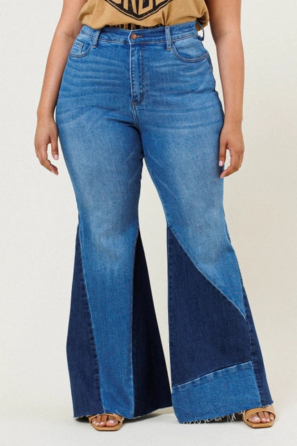 Color Block Side Slit Flare Jeans in Plus