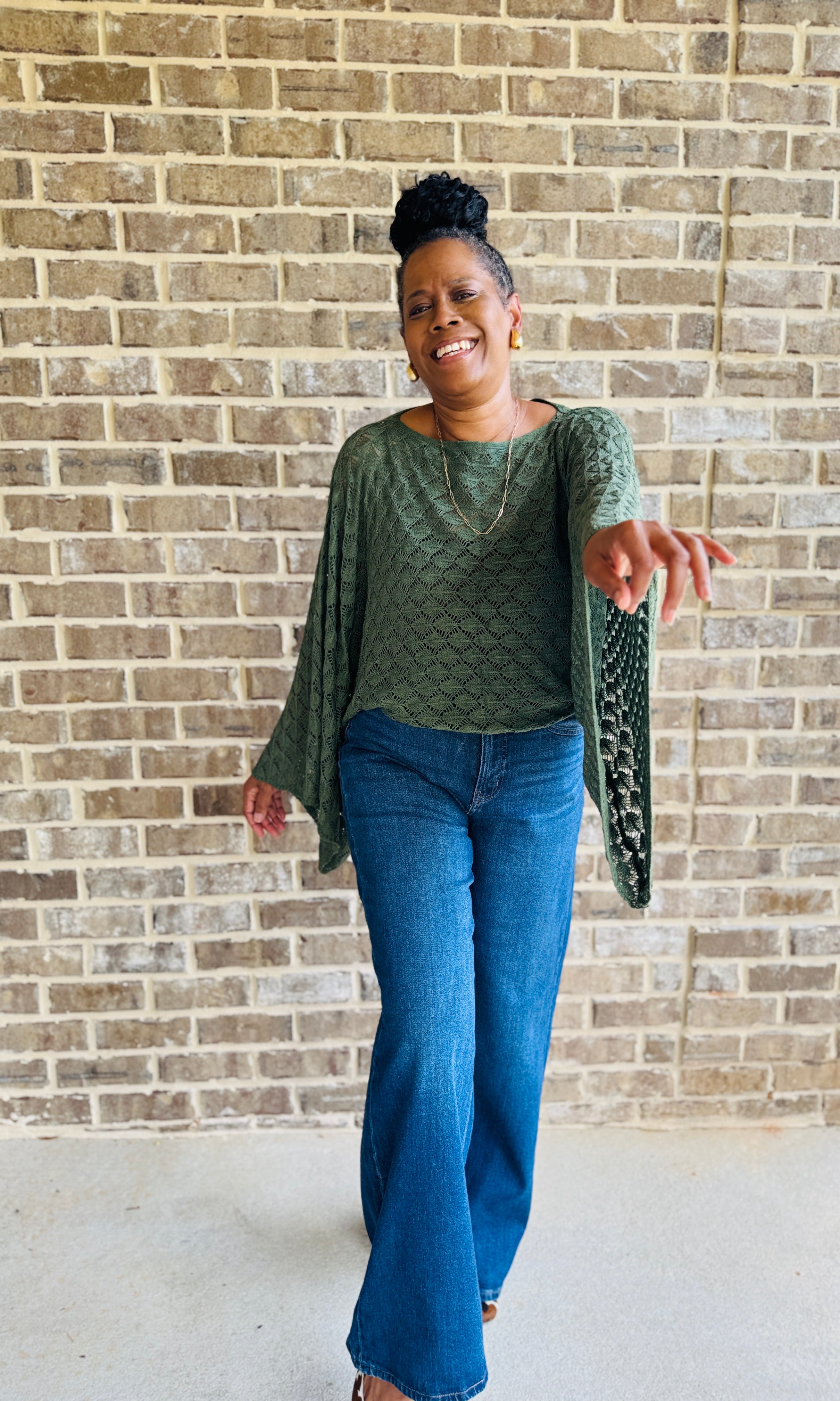 FALL COLORS FREE SPIRIT BELL SLEEVE TOP: OLIVE