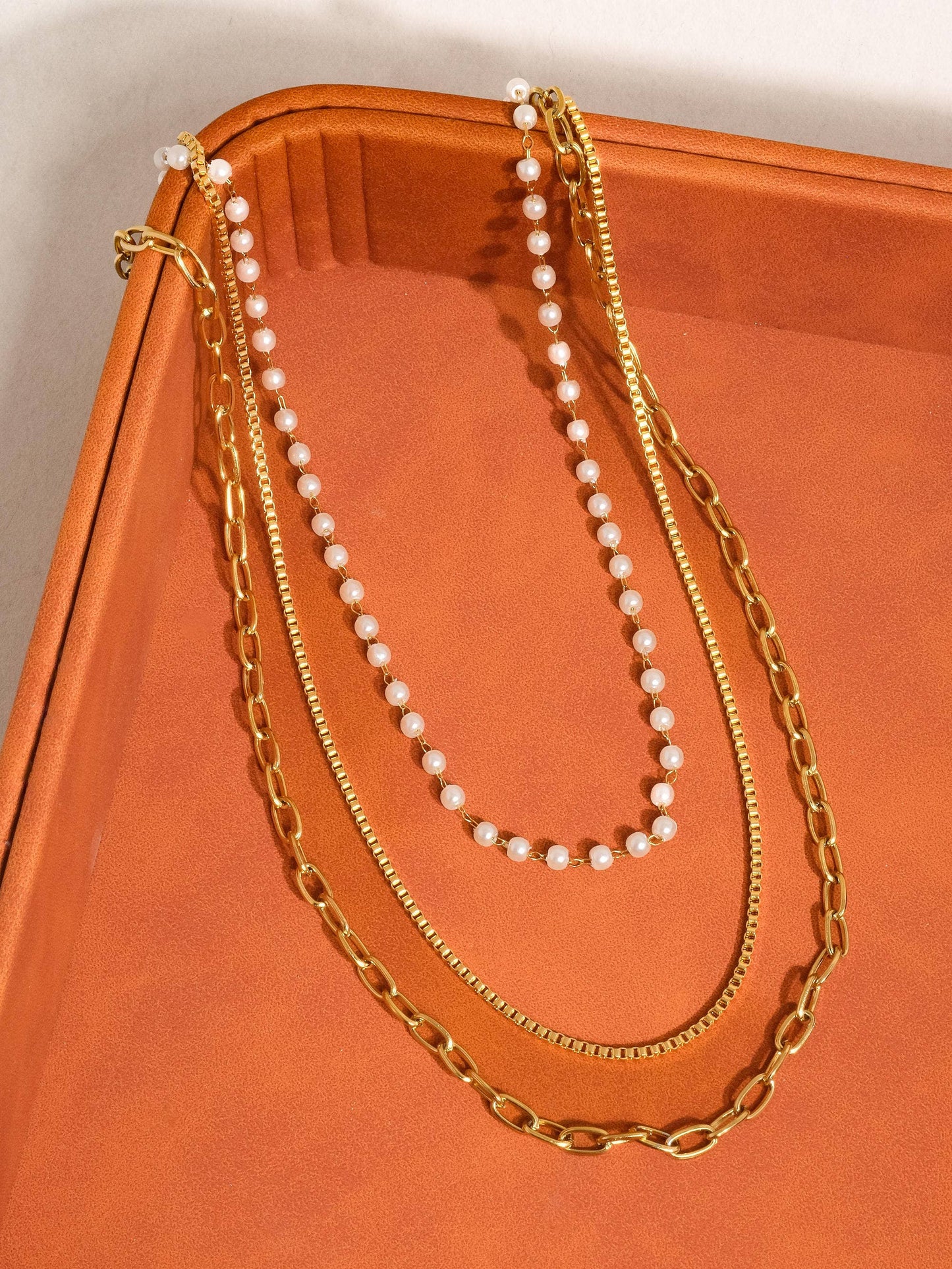Cadeaux  Stacked Pearl Chain Necklace: Yellow Gold