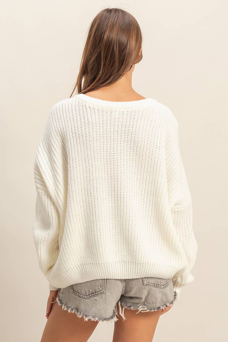 Oversized V-Neck Knit Sweater: OFF WHITE