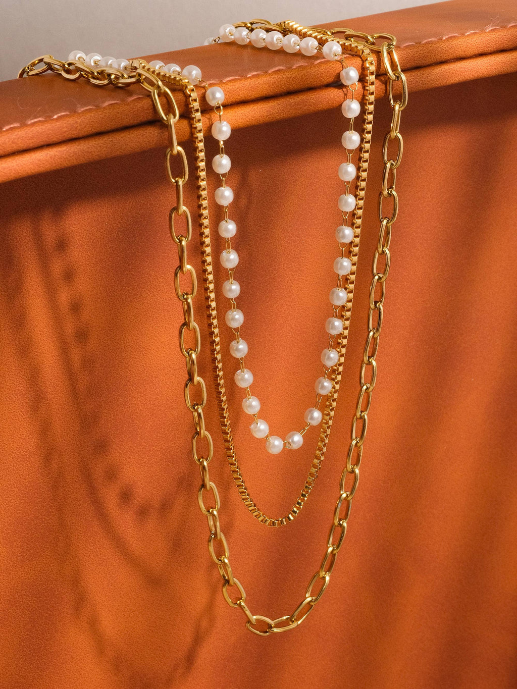 Cadeaux  Stacked Pearl Chain Necklace: Yellow Gold