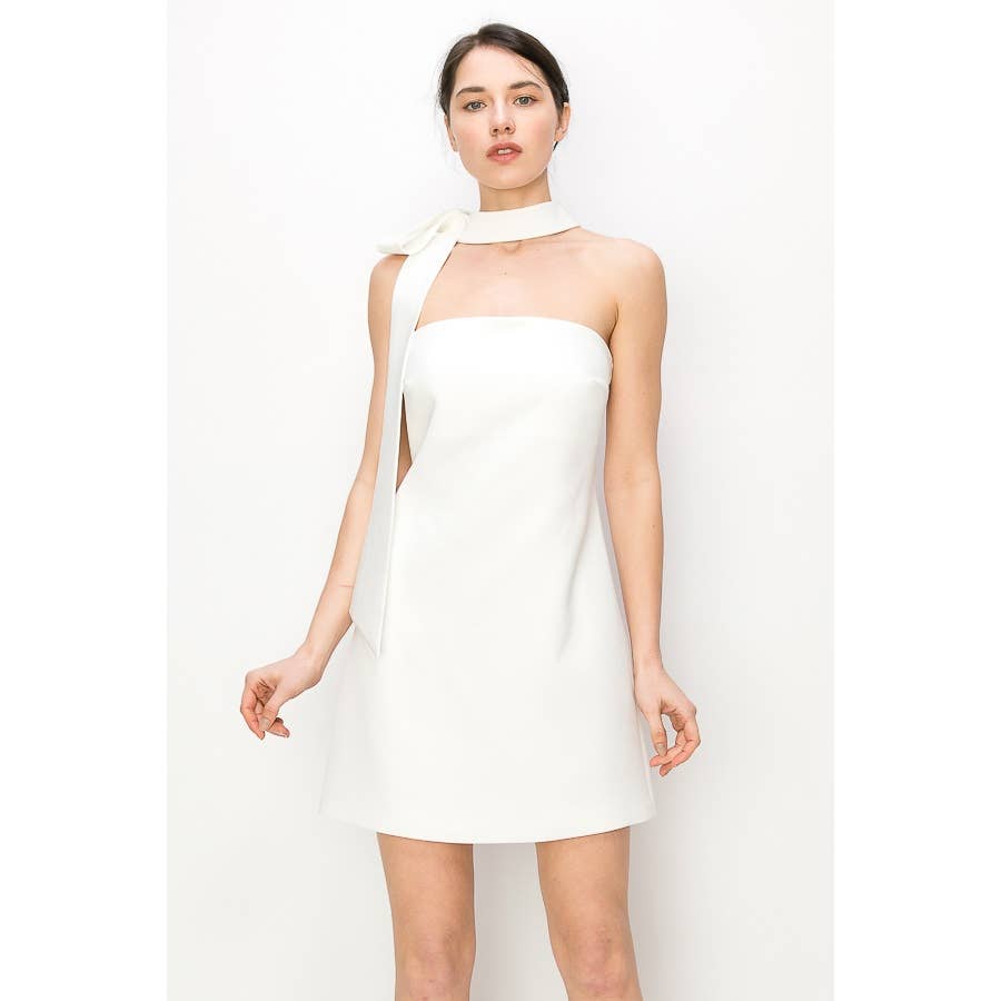 Strapless self choker with tie mini dress: OFF WHITE / L