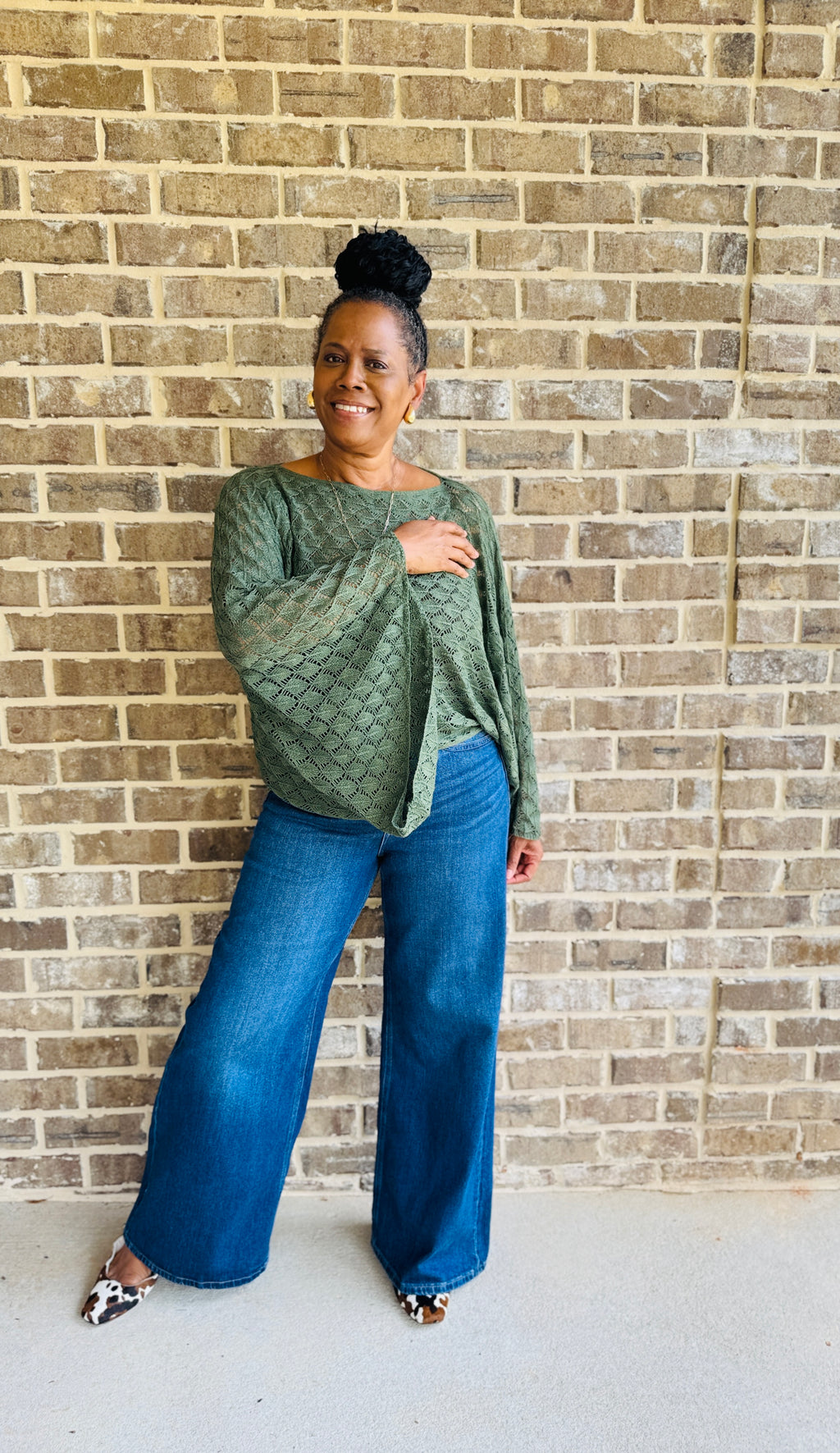 FALL COLORS FREE SPIRIT BELL SLEEVE TOP: OLIVE