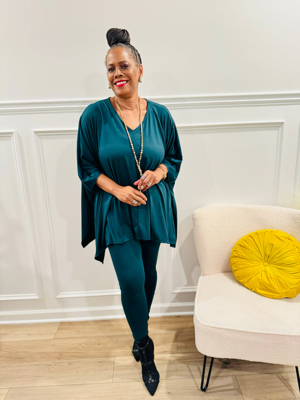 V-neck Top & Leggings 2 PC Set: HUNTER GREEN