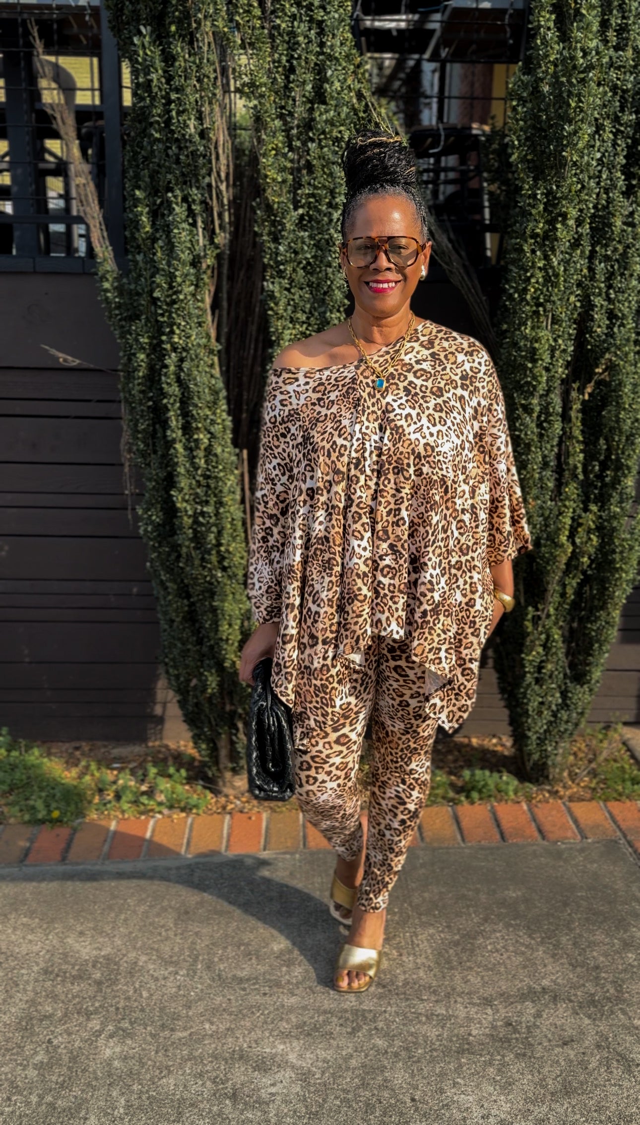 V-neck Top & Leggings 2 PC Set: Leopard Print