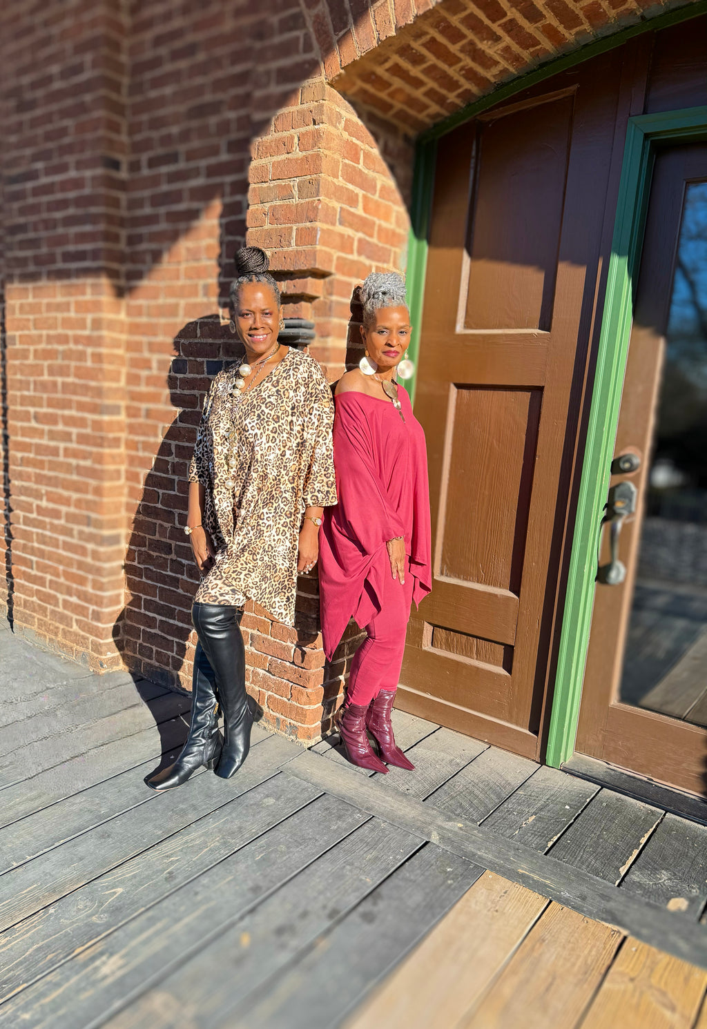 V-neck Top & Leggings 2 PC Set: Leopard Print