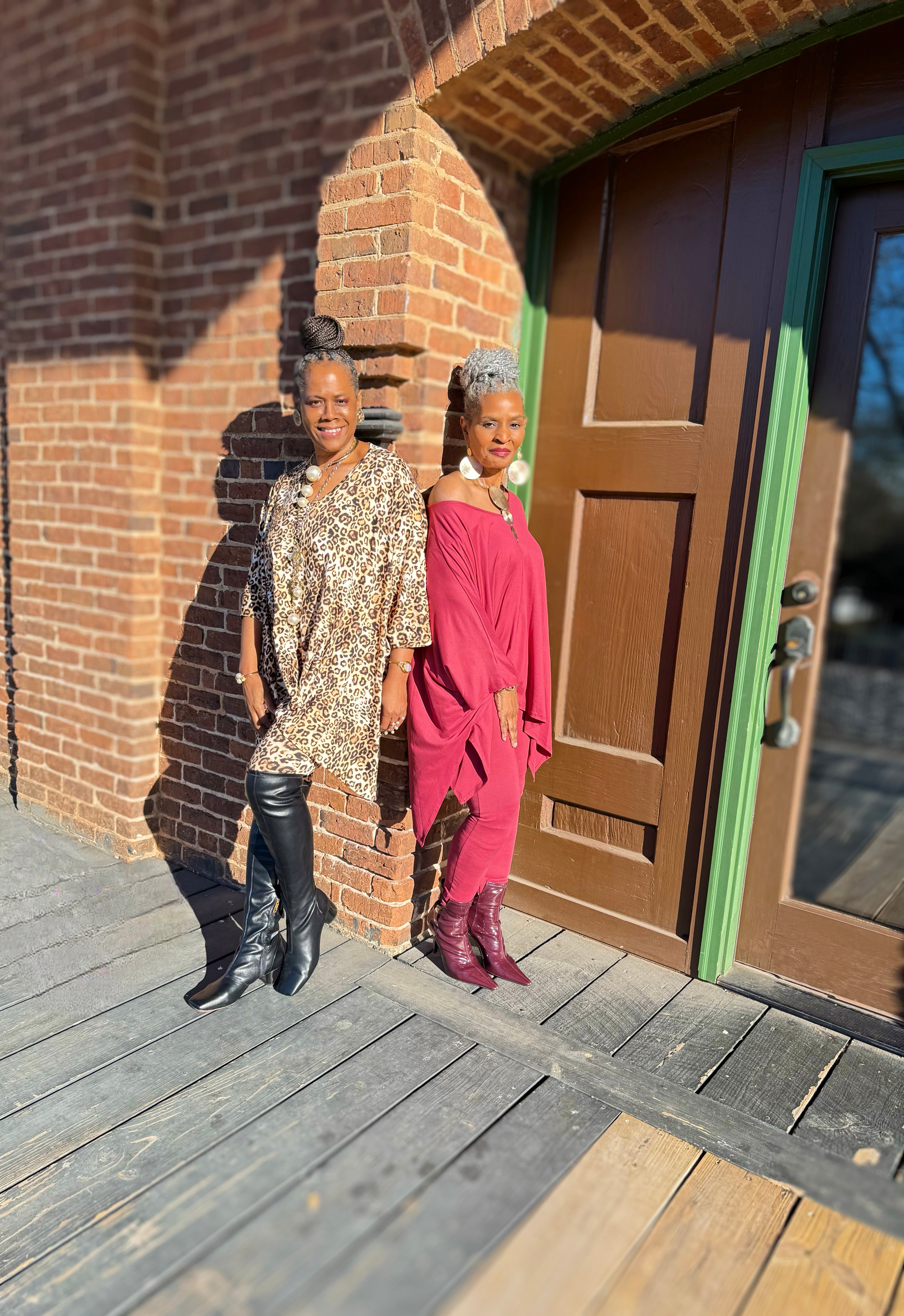 V-neck Top & Leggings 2 PC Set: Leopard Print