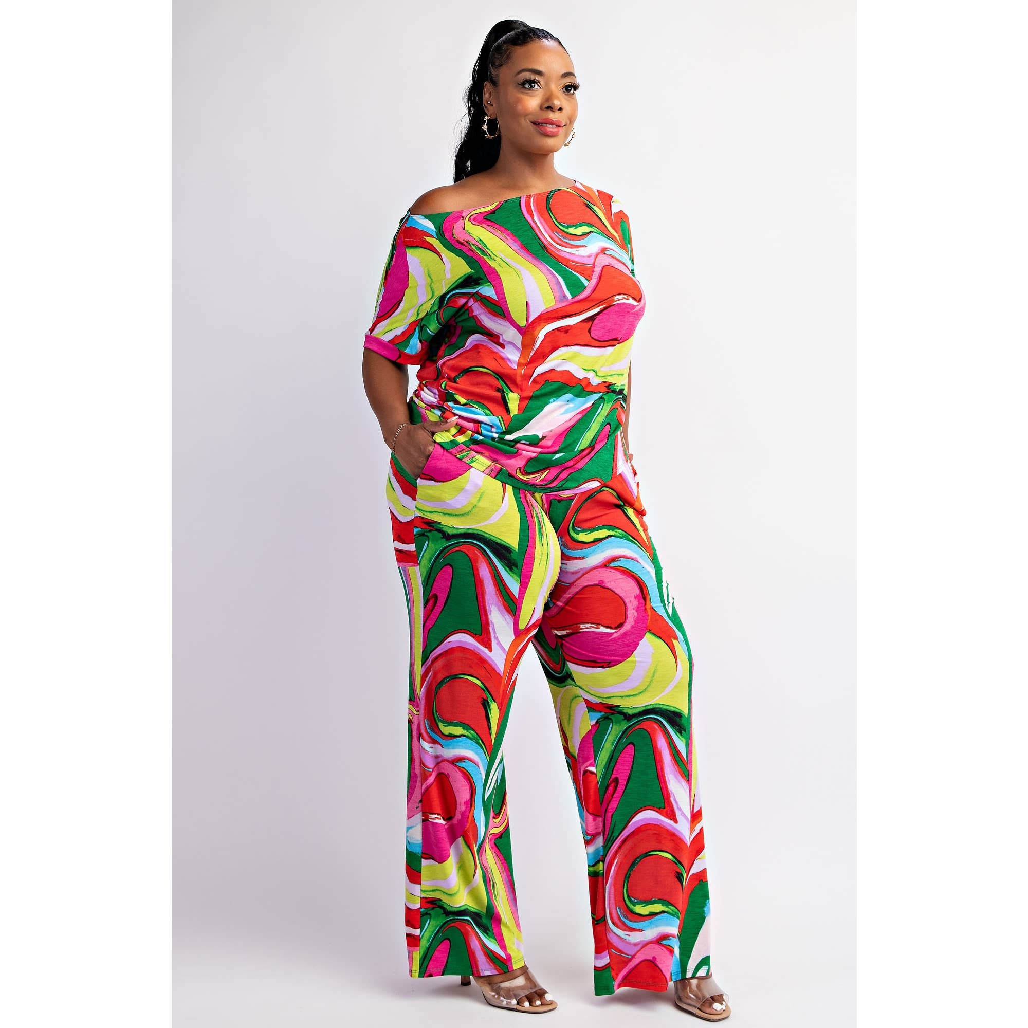 PLUS SIZE SHORT SLEEVE TOP AND WIDE LEG PANTS SEt