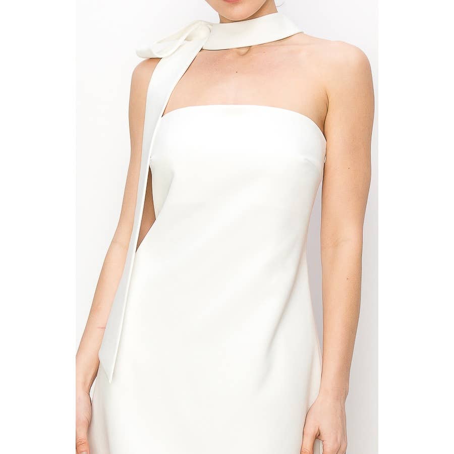 Strapless self choker with tie mini dress: OFF WHITE / L