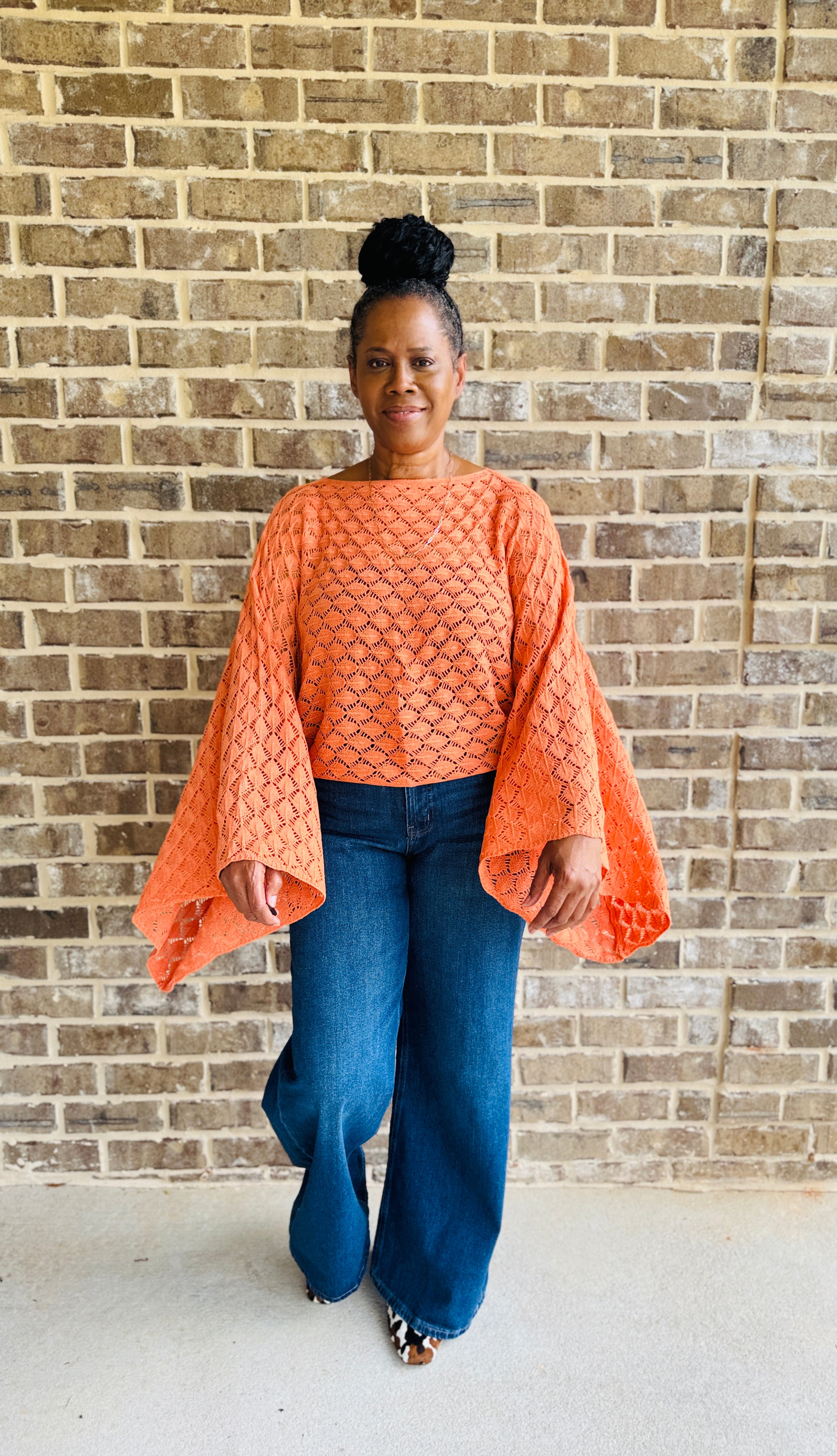 FREE SPIRIT BELL SLEEVE TOP: ORANGE PLUS