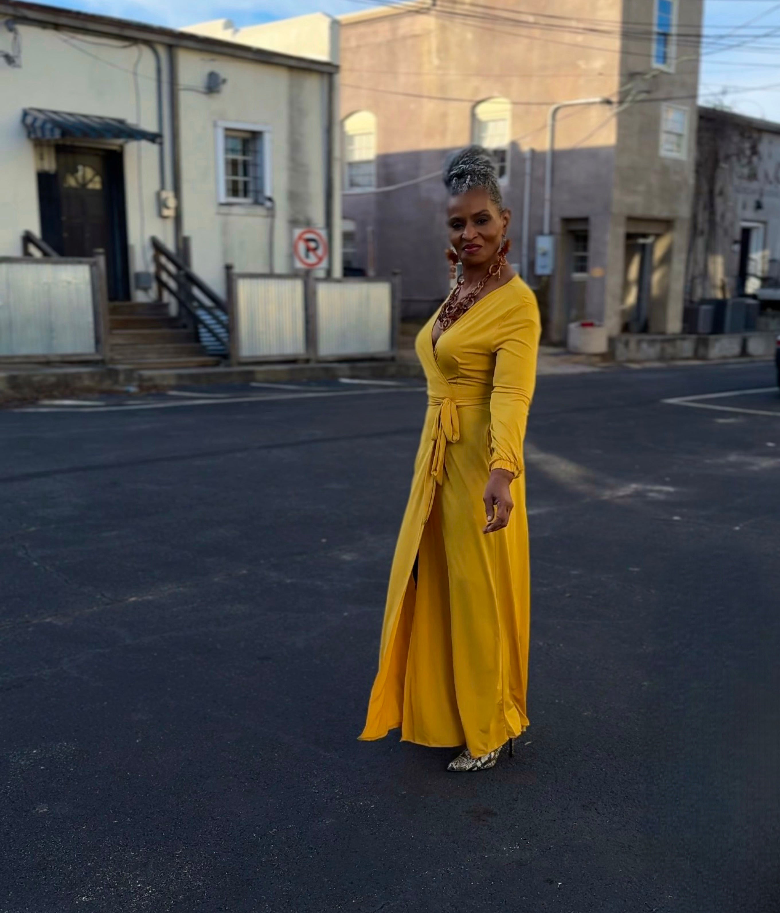 LONG SLEEVE MAXI DRESS: Merigold