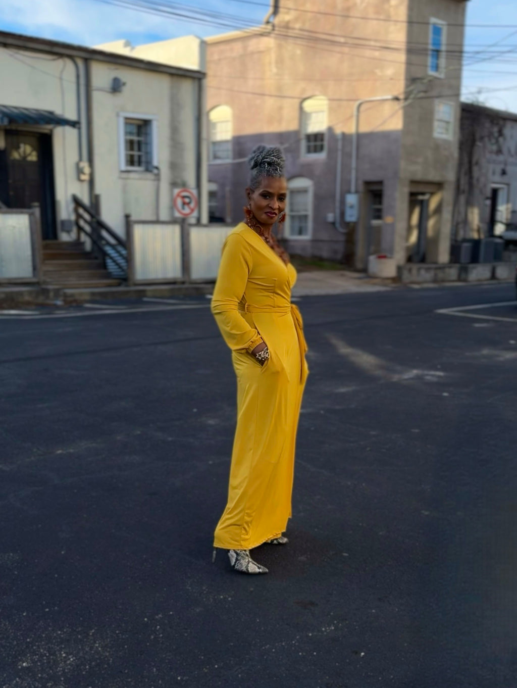 LONG SLEEVE MAXI DRESS: Merigold