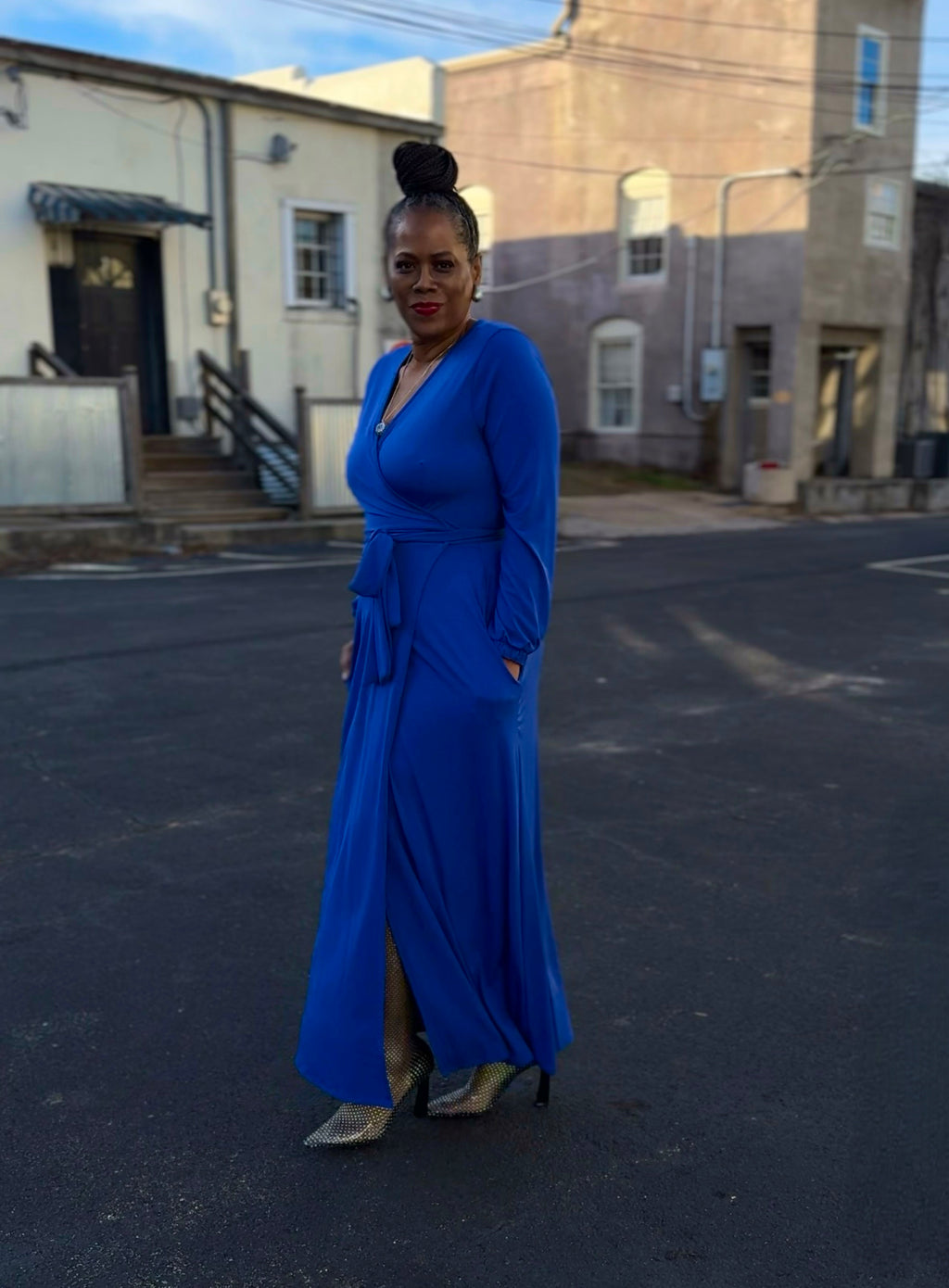 LONG SLEEVE MAXI DRESS: Royal Blue
