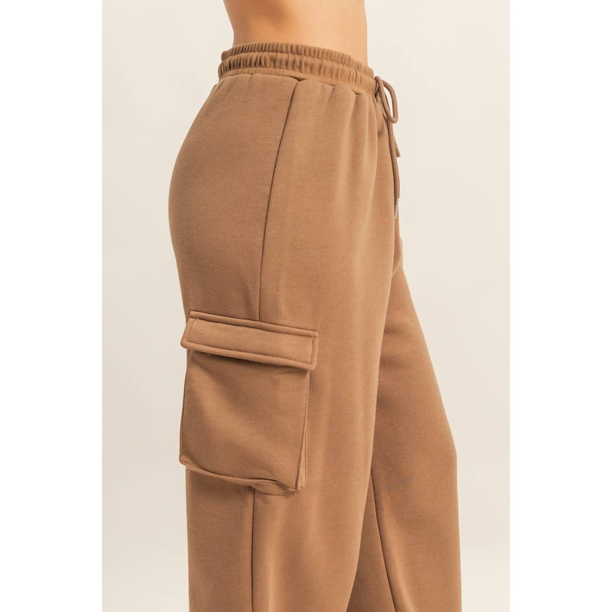 Drawstring Cargo Sweatpants: MOCHA