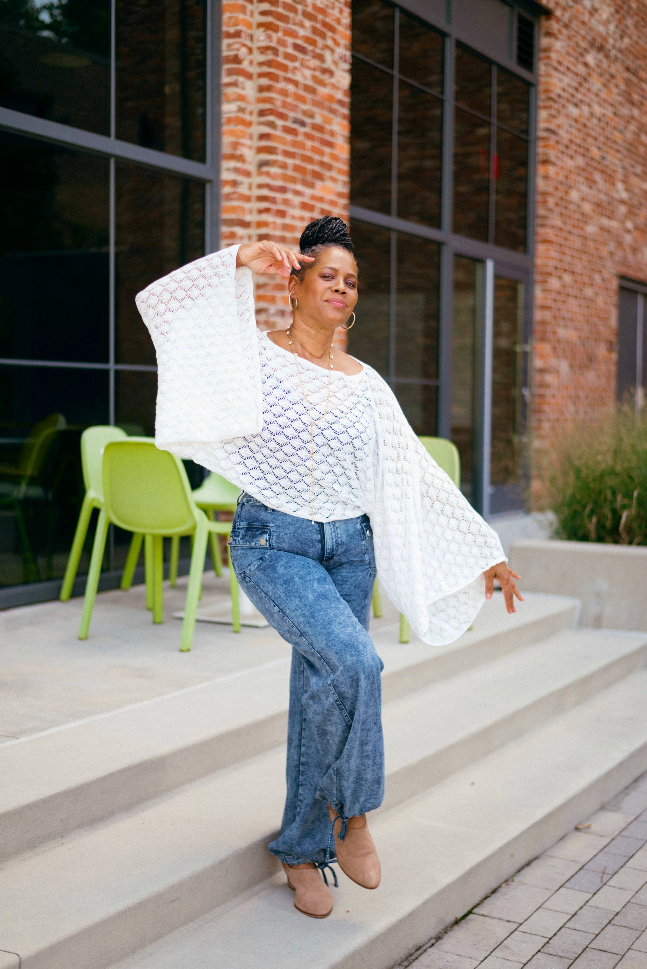 FREE SPIRIT BELL SLEEVE TOP: WHITE / OS