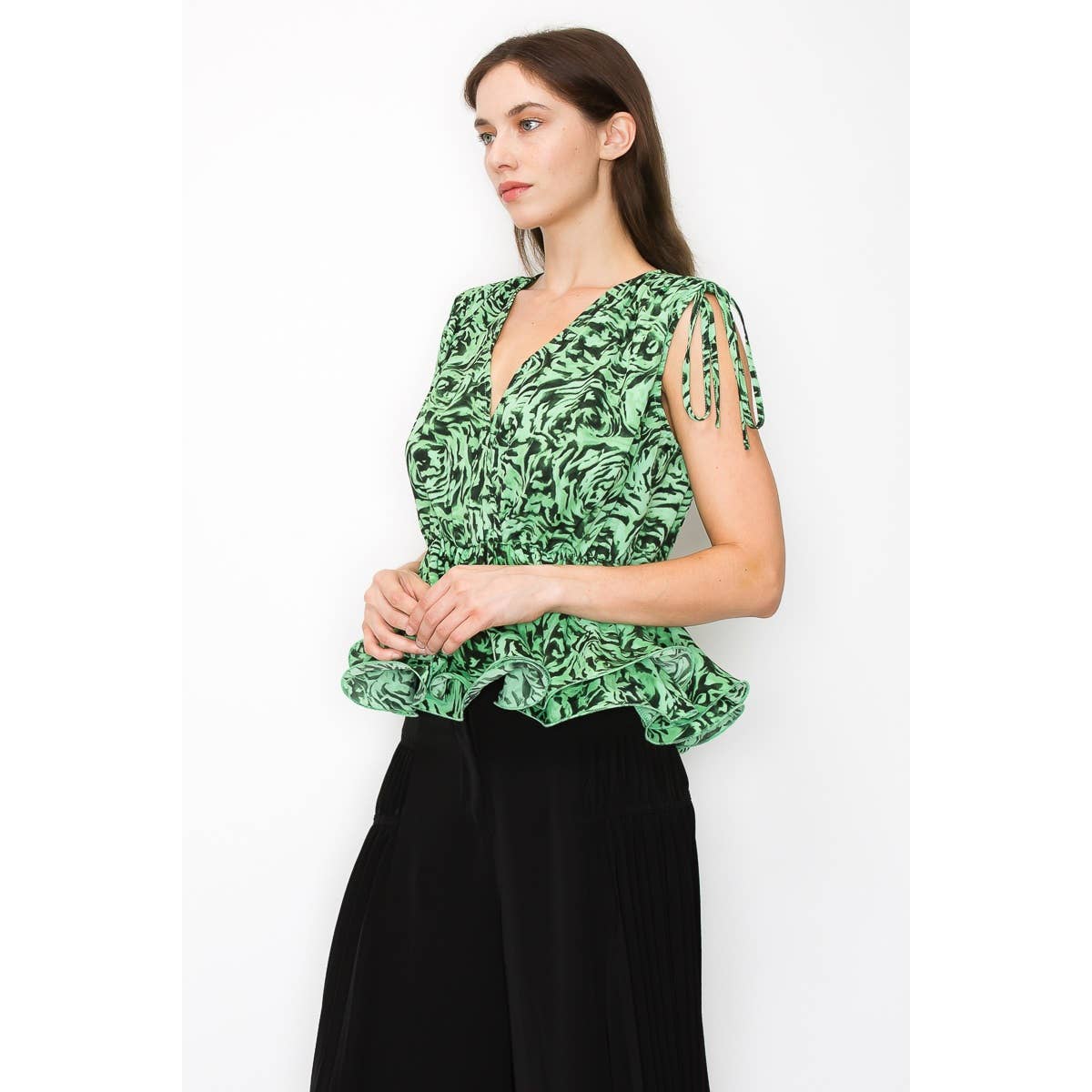 V Neck Floral Print Peplum Top